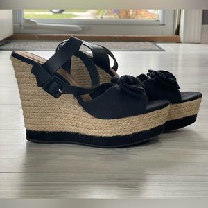 Open Toe Wedges With Black Bow
